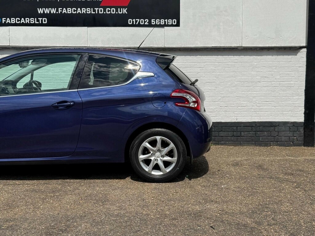 Peugeot 208 208 Access Blue #19