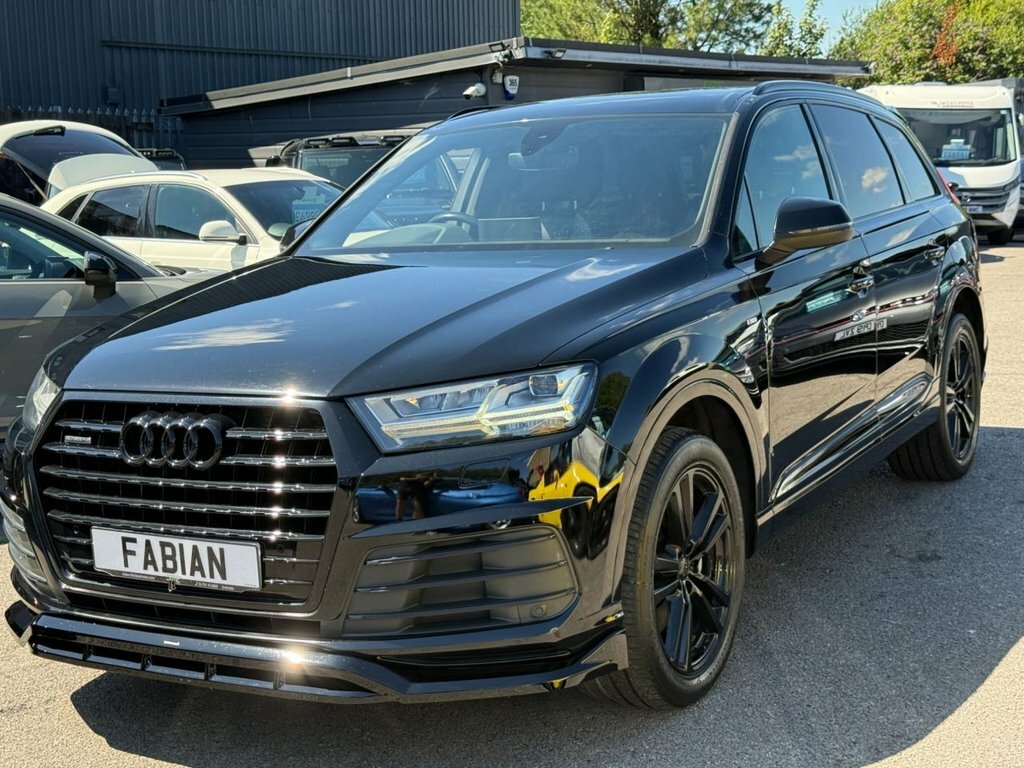Audi Q7 3L S Line Black #5