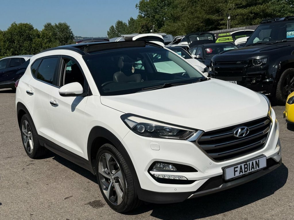 Hyundai Tucson 2L Premium Se White #6