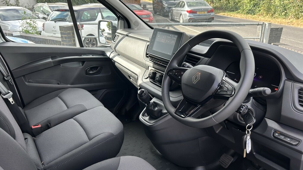 Renault Trafic Panel Van 2.0 Ll30 Blue Dci 130 Advance Panel Van Grey #2