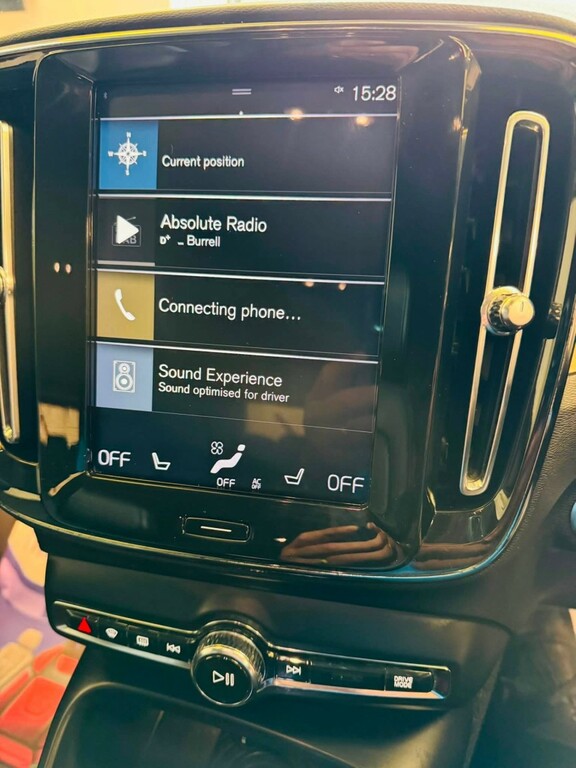 Volvo XC40 2.0 T4 Momentum Pro Awd Geartronic White #10