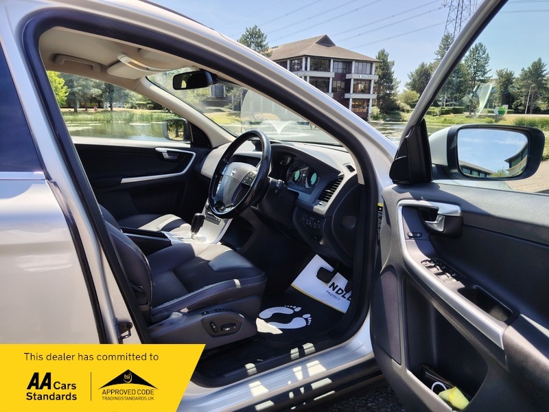 Volvo XC60 Suv 2.4 D5 Se Lux Awd Euro 4 200909 Brown #24