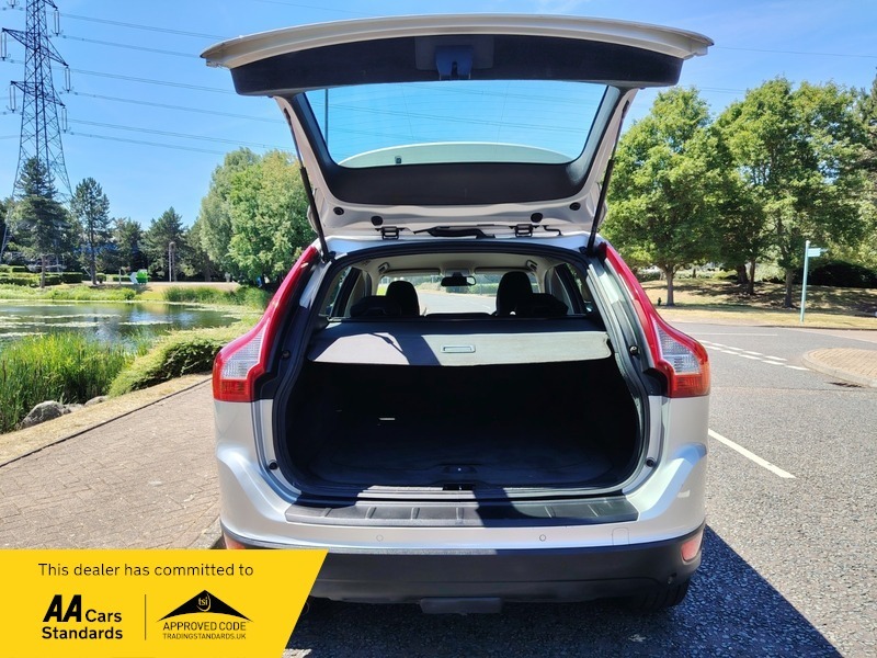 Volvo XC60 Suv 2.4 D5 Se Lux Awd Euro 4 200909 Brown #7