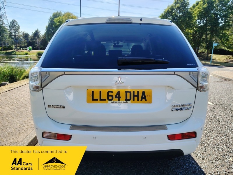 Mitsubishi Outlander 2.0H 12Kwh Gx3h Suv White #6