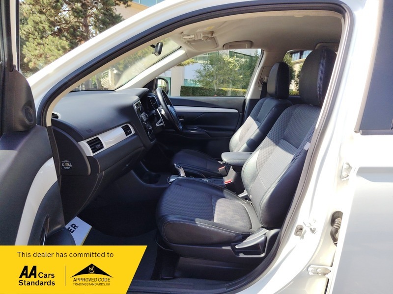 Mitsubishi Outlander 2.2 Di-d Gx3 4Wd Euro 5 Ss Black #32