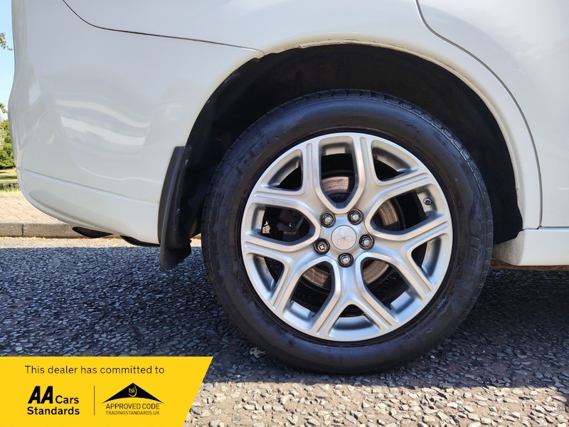 Mitsubishi Outlander 2.2 Di-d Gx3 4Wd Euro 5 Ss Black #19