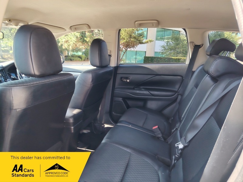 Mitsubishi Outlander 2.2 Di-d Gx3 4Wd Euro 5 Ss Black #33