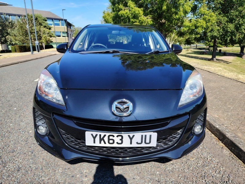 Mazda 3 1.6 Tamura Hatchback Black #2