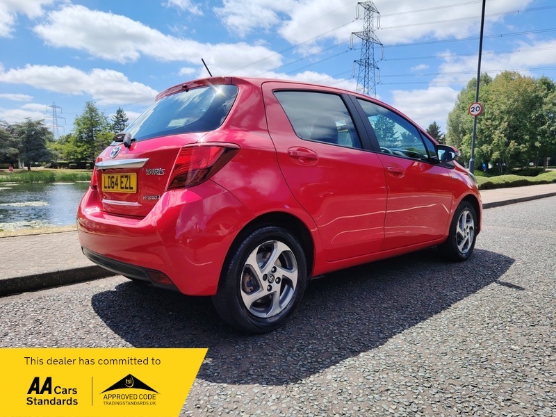 Toyota Yaris 1.5 Vvt-h Excel Hatchback Hybrid E-cvt White #11