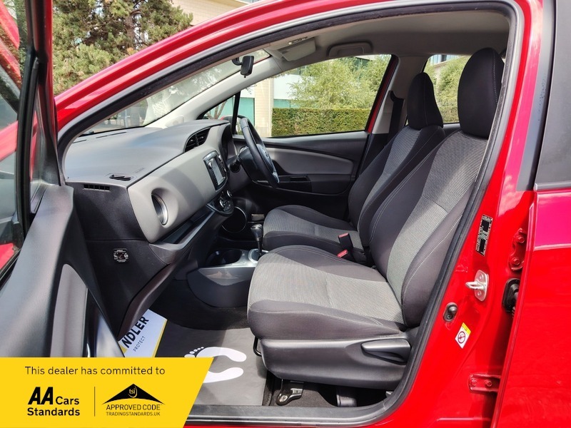 Toyota Yaris 1.5 Vvt-h Excel Hatchback Hybrid E-cvt White #34