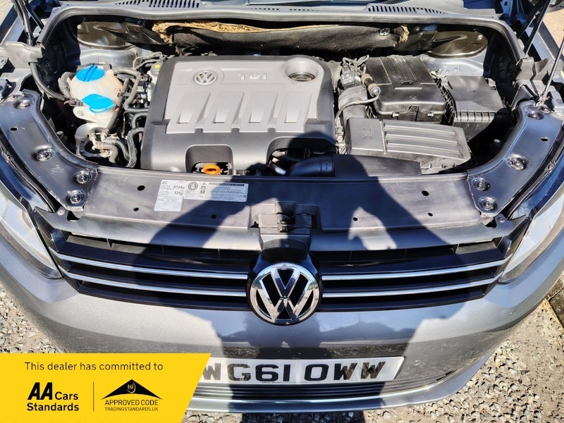 Volkswagen Touran Se Tdi Dsg Black #30