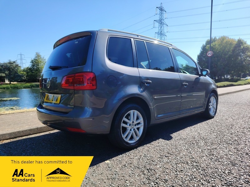 Volkswagen Touran Se Tdi Dsg Black #12