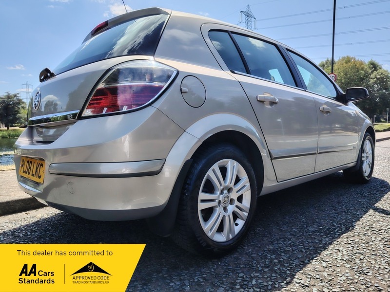 Vauxhall Astra 1.8I Exclusiv Black Twin Top 17 Black #20