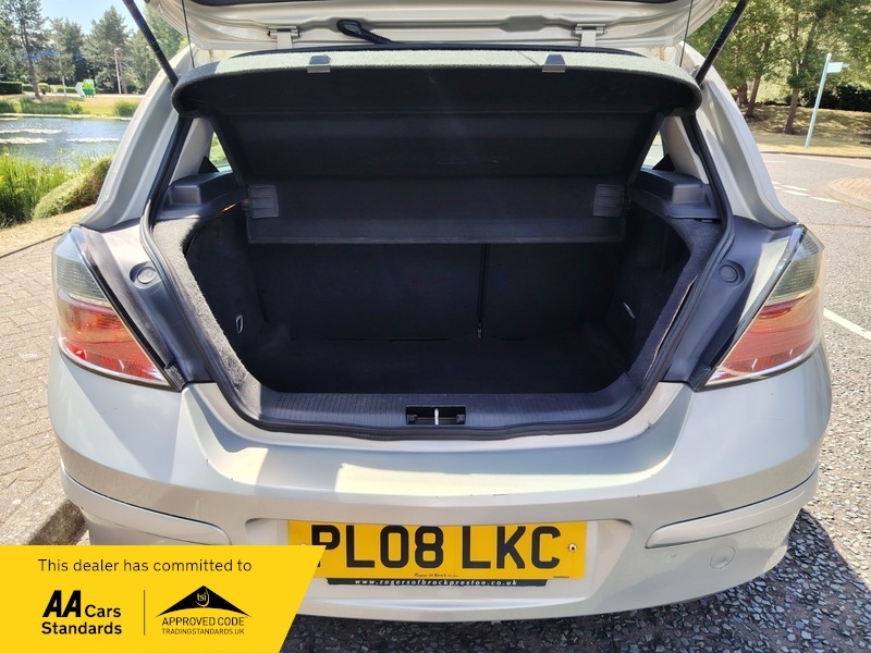 Vauxhall Astra 1.8I Exclusiv Black Twin Top 17 Black #8