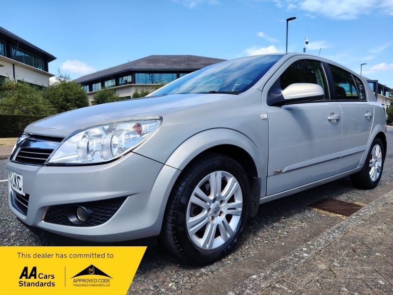 Vauxhall Astra 1.8I Exclusiv Black Twin Top 17 Black #14