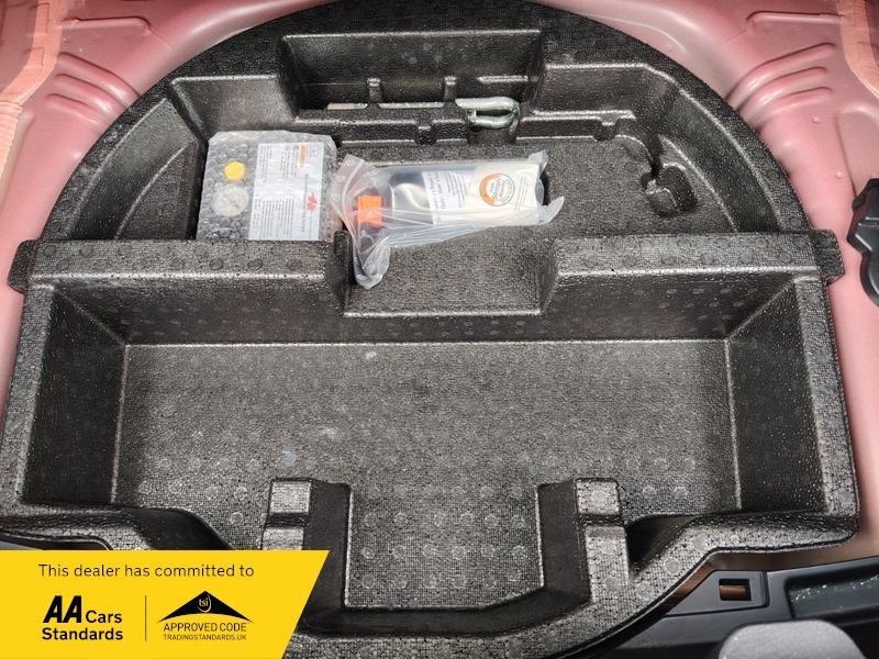 Toyota Yaris 1.5 Vvt-h Active Hatchback Hybrid E-cvt Grey #11