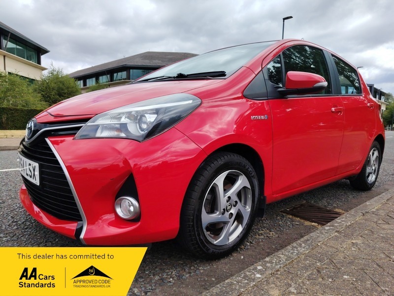 Toyota Yaris 1.5 Vvt-h Active Hatchback Hybrid E-cvt Grey #15