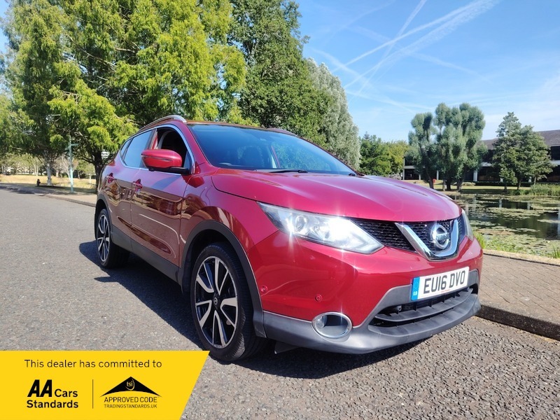 Nissan Qashqai 1.6 Dci Tekna Suv Red
