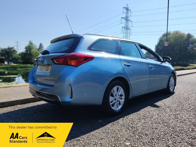 Toyota Auris 1.6 V-matic Sport Euro 5 White #14