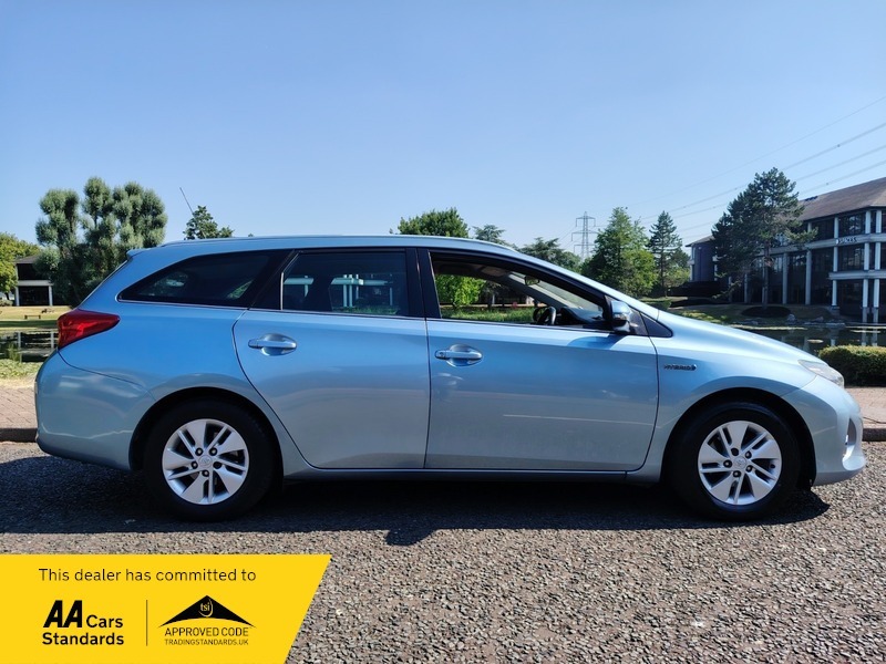 Toyota Auris 1.6 V-matic Sport Euro 5 White #15