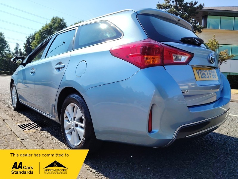 Toyota Auris 1.6 V-matic Sport Euro 5 White #22