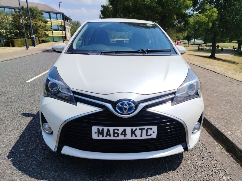 Toyota Yaris 1.5 Vvt-h Icon Hatchback White #2