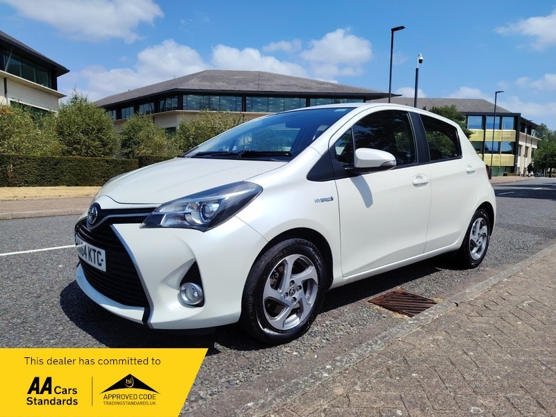 Toyota Yaris 1.5 Vvt-h Icon Hatchback White #3