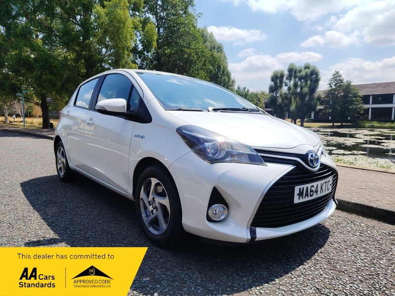 Toyota Yaris 1.5 Vvt-h Icon Hatchback White