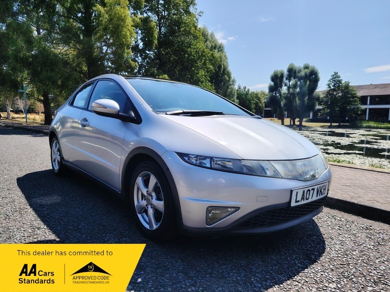 Honda Civic 1.8 I-vtec Es Hatchback Silver