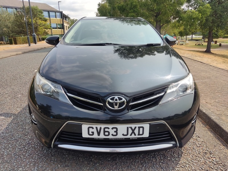 Toyota Auris 1.6 V-matic Icon Hatchback Black #2