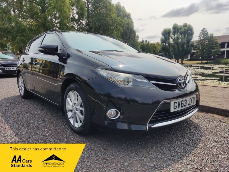 Toyota Auris 1.6 V-matic Icon Hatchback Black