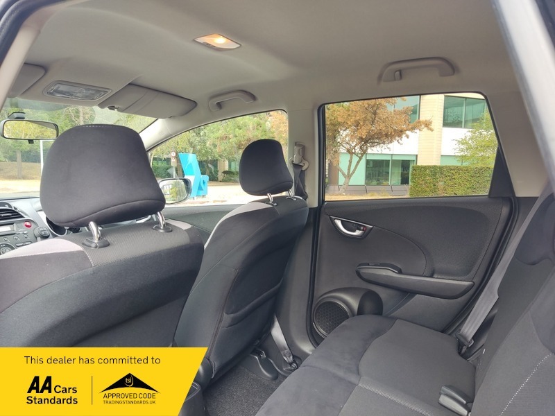 Honda Jazz I-vtec Ex Black #36