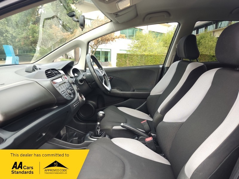Honda Jazz I-vtec Ex Black #38