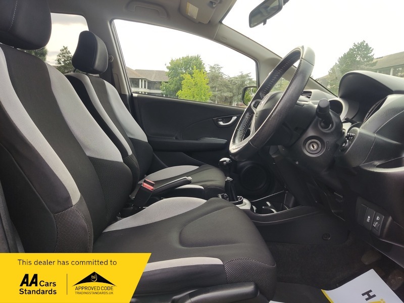 Honda Jazz I-vtec Ex Black #23