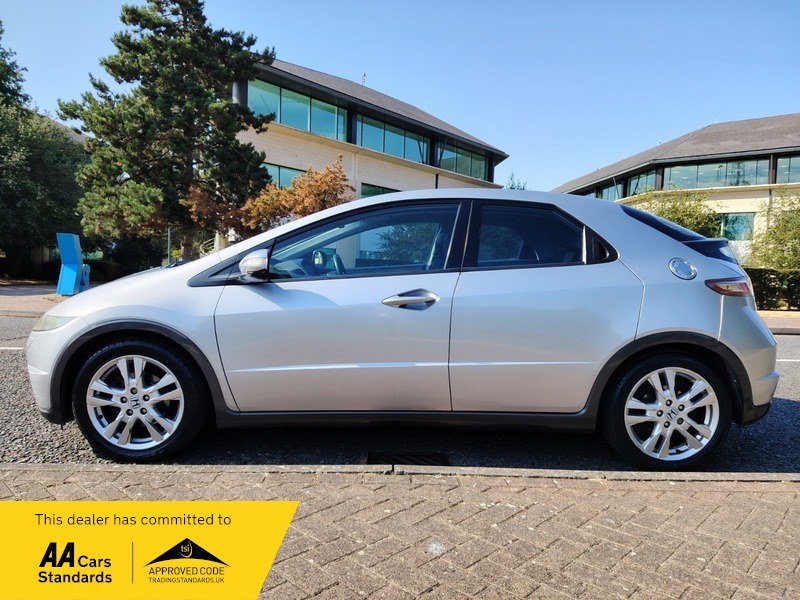 Honda Civic 1.8 I-vtec Es Gt Silver #4