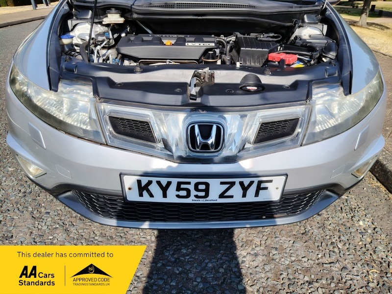 Honda Civic 1.4 I-vtec Se Black #40
