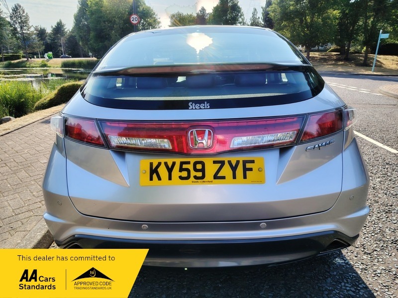 Honda Civic 1.8 I-vtec Es Gt Silver #6