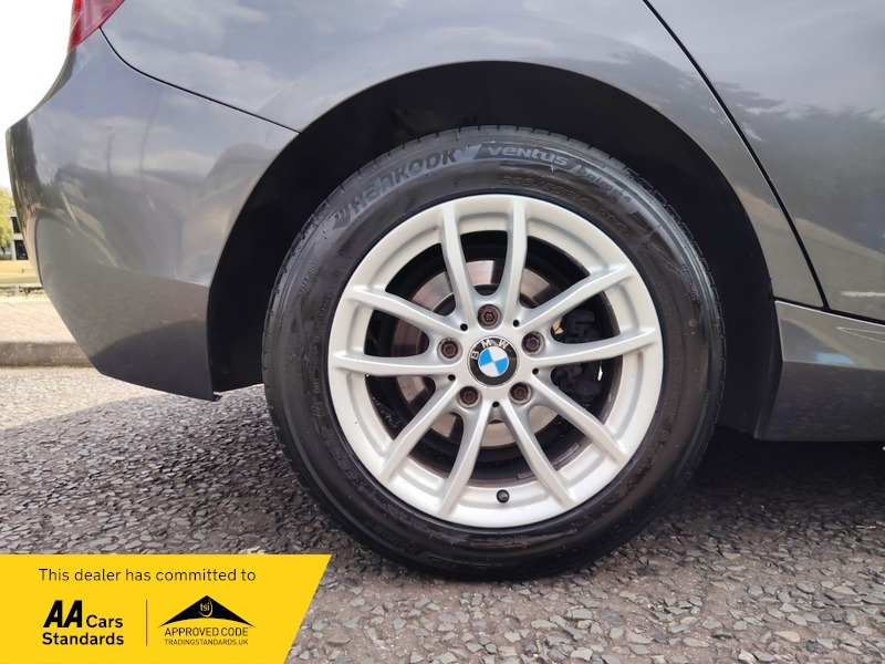 BMW 1 Series 116D Se Black #18