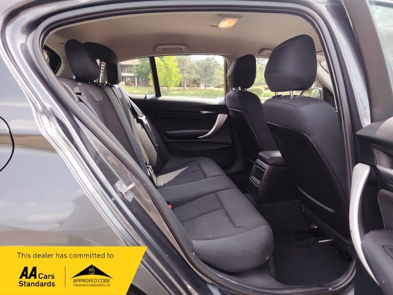 BMW 1 Series 116D Se Black #26