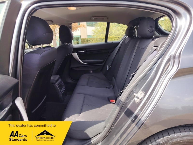 BMW 1 Series 116D Se Black #38