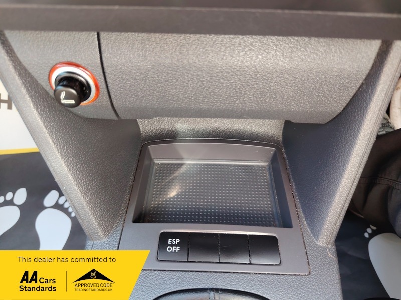 Volkswagen Touran 1.4 Tsi Match 7 Seats Silver #44
