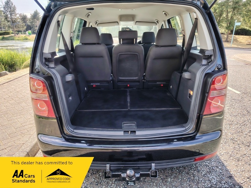 Volkswagen Touran 1.4 Tsi Match 7 Seats Silver #9