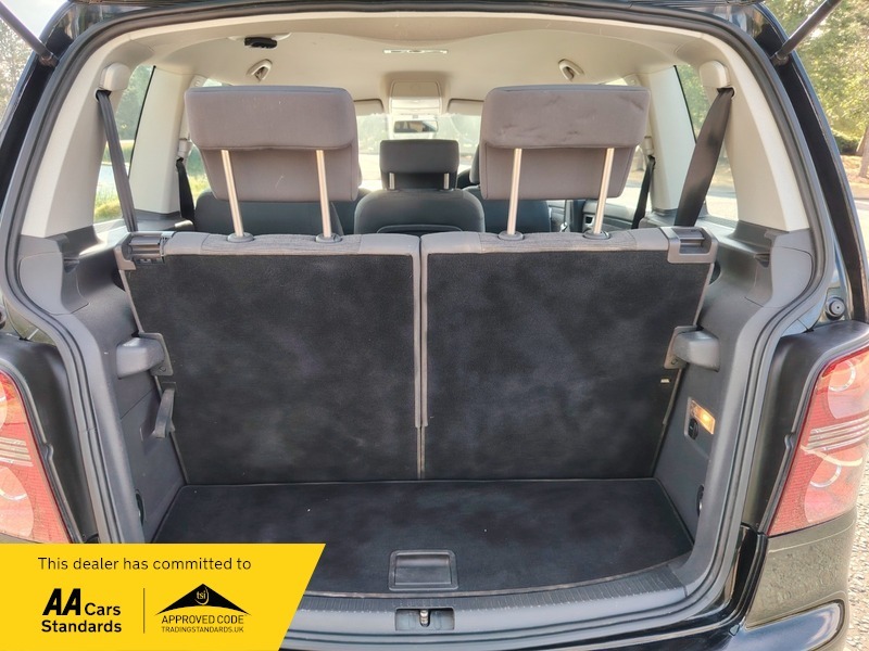 Volkswagen Touran 1.4 Tsi Match 7 Seats Silver #13