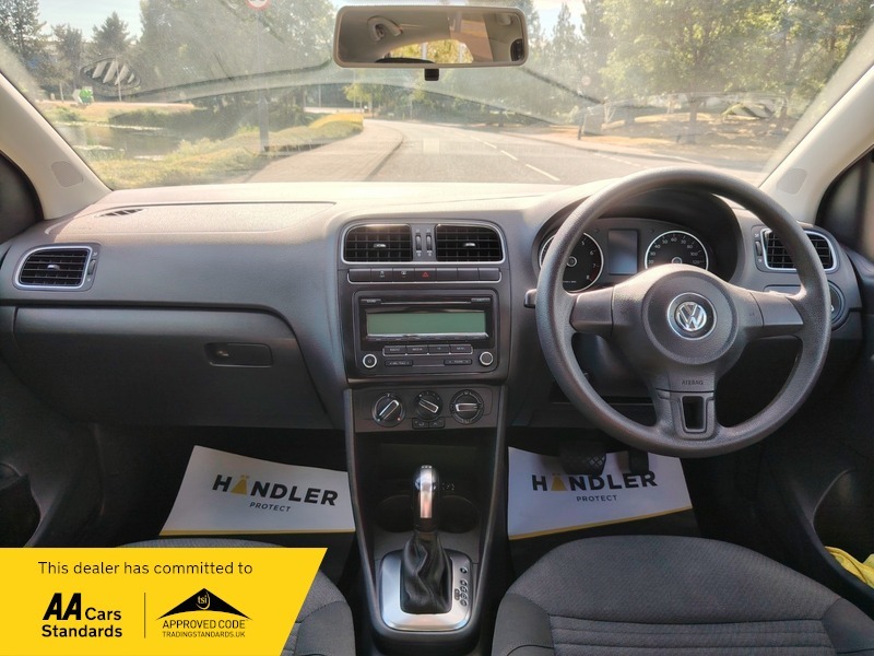 Volkswagen Polo Hatchback White #28