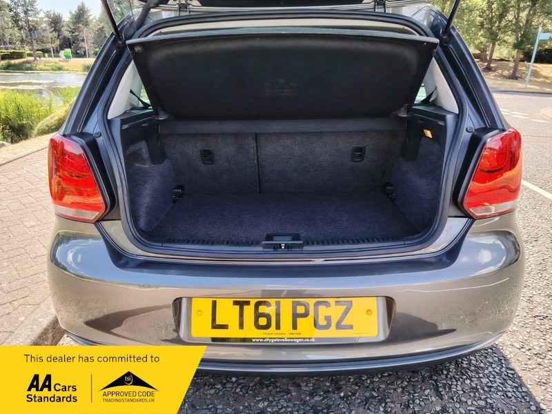 Volkswagen Polo Hatchback White #8