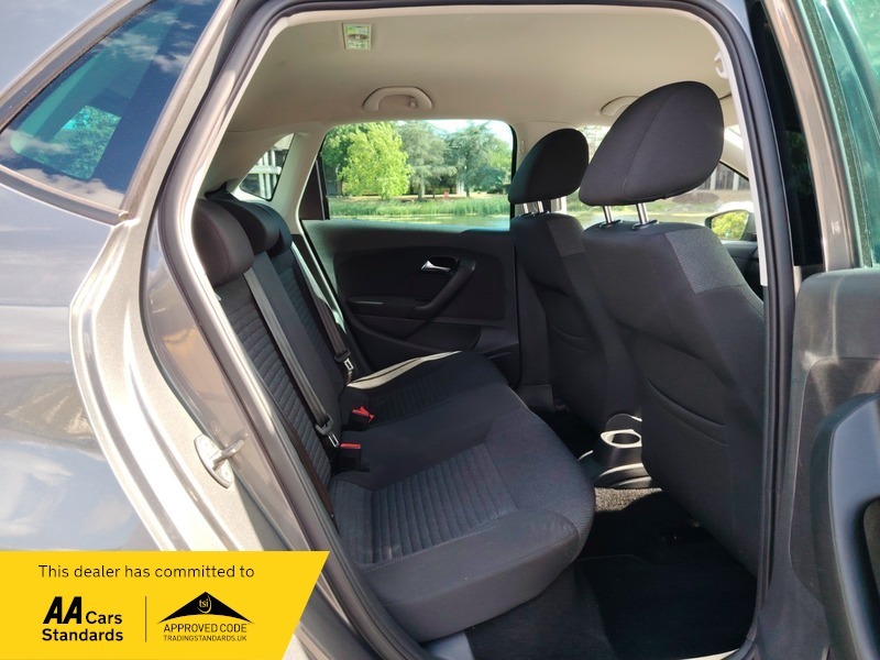 Volkswagen Polo Hatchback White #27
