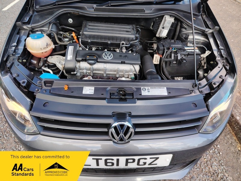 Volkswagen Polo Hatchback White #37