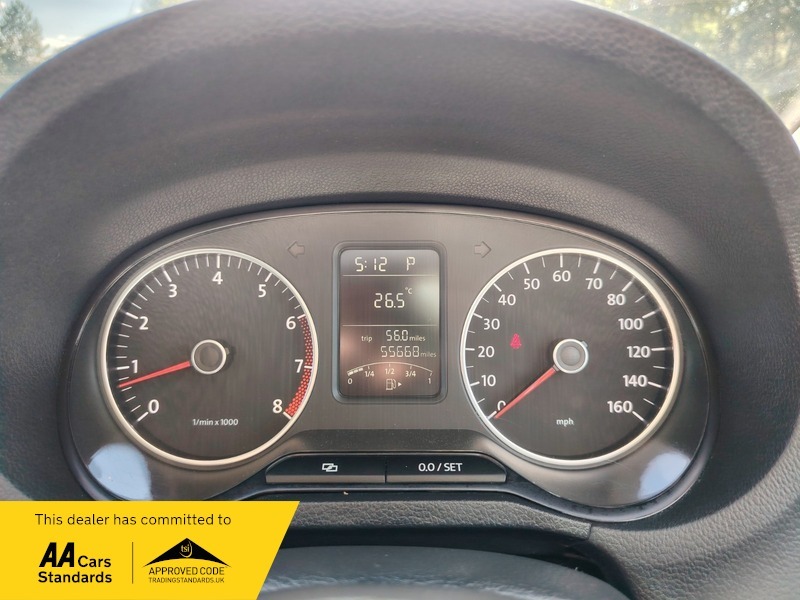 Volkswagen Polo Hatchback White #38