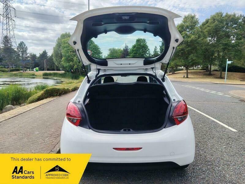 Peugeot 208 Ps Black #7