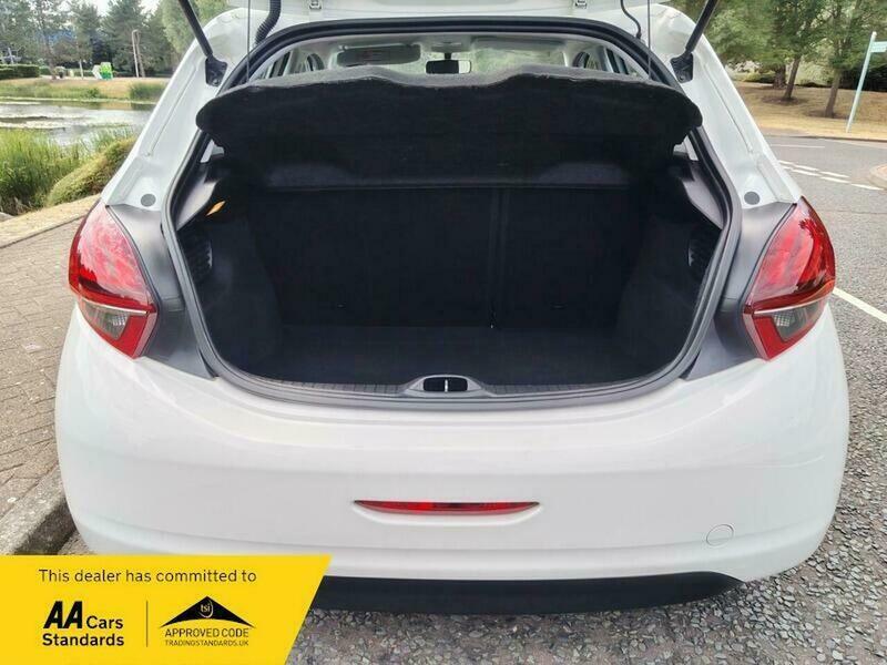 Peugeot 208 Ps Black #8